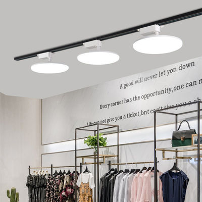 Boutique de lumière diffuse Commercial Rail Type Fill Light Vêtements Magasin de vêtements en direct Salle de trois tons